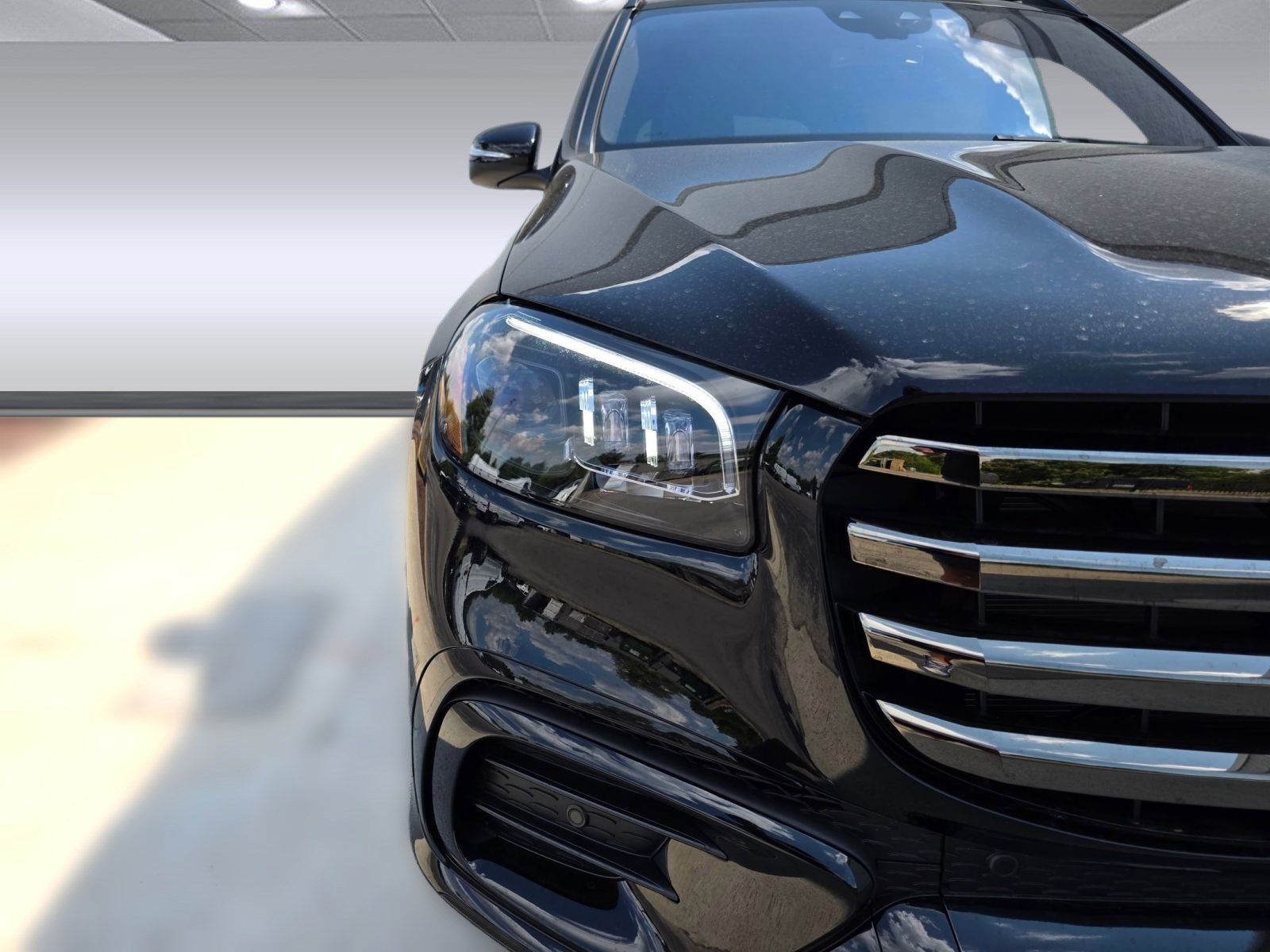 New 2026 Mercedes-Benz GLS 450 4MATIC image 9