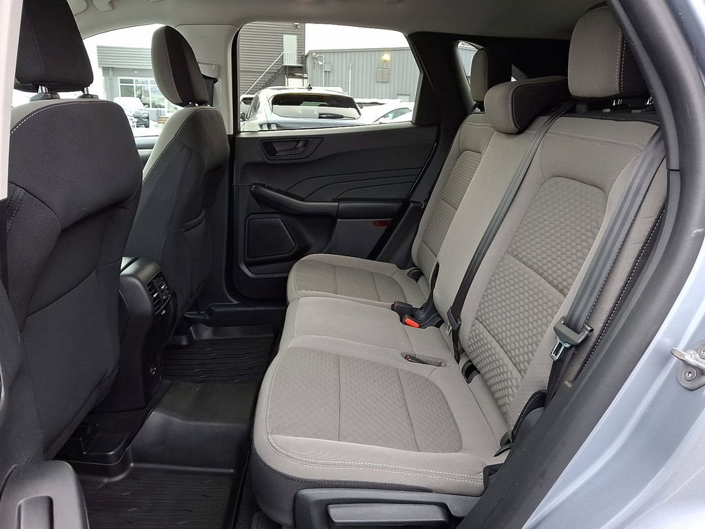Used 2022 Ford Escape SE w/ Cold Weather Package image 10
