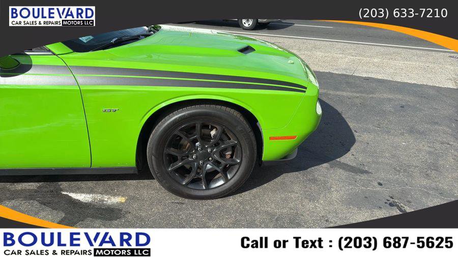 Used 2017 Dodge Challenger GT w/ GT Interior Package image 12