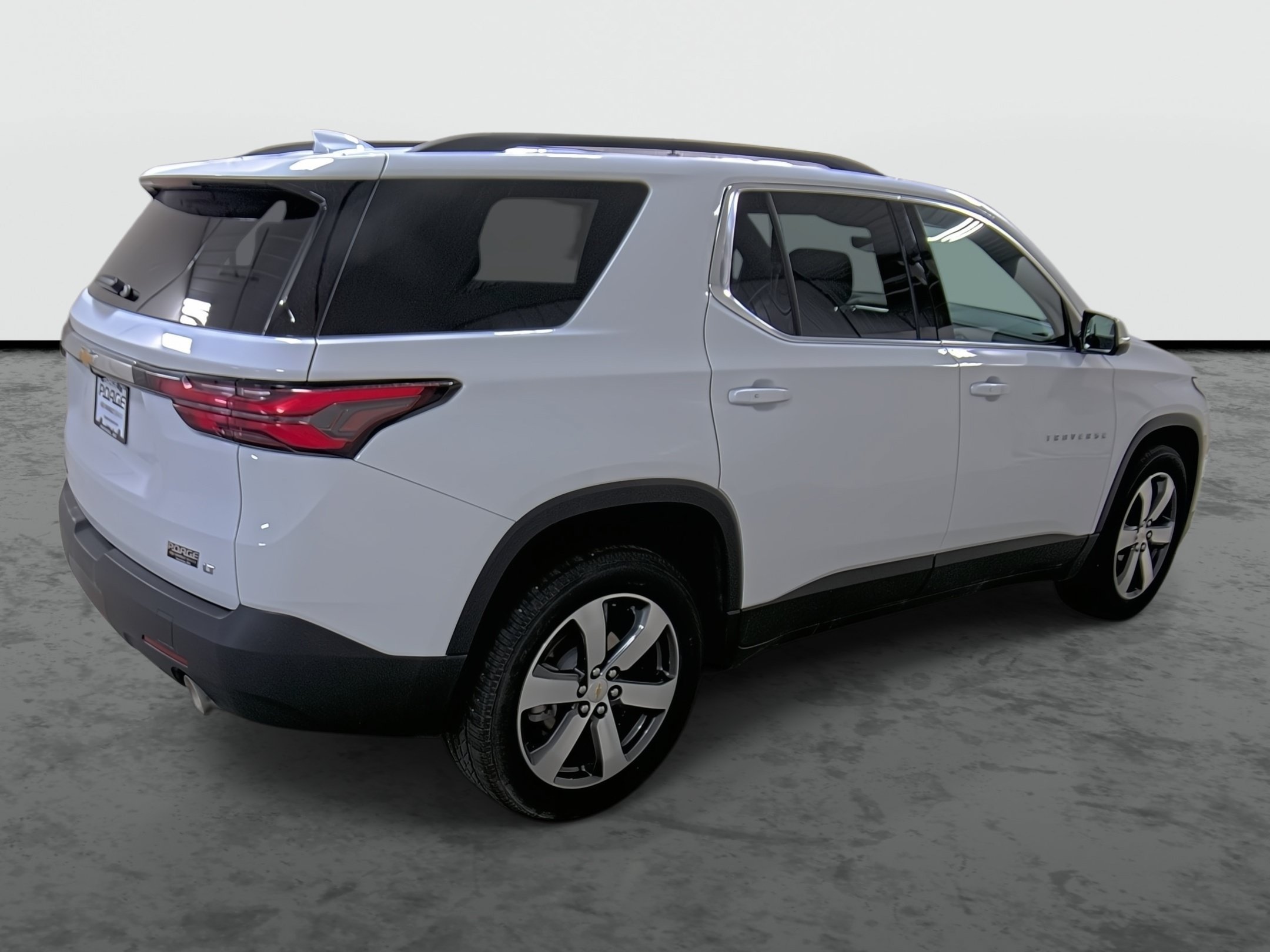 Used 2023 Chevrolet Traverse LT w/ LT Premium Package AWD/4WD image 4