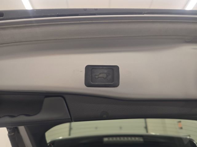 Used 2023 Toyota RAV4 XLE Premium AWD/4WD image 16