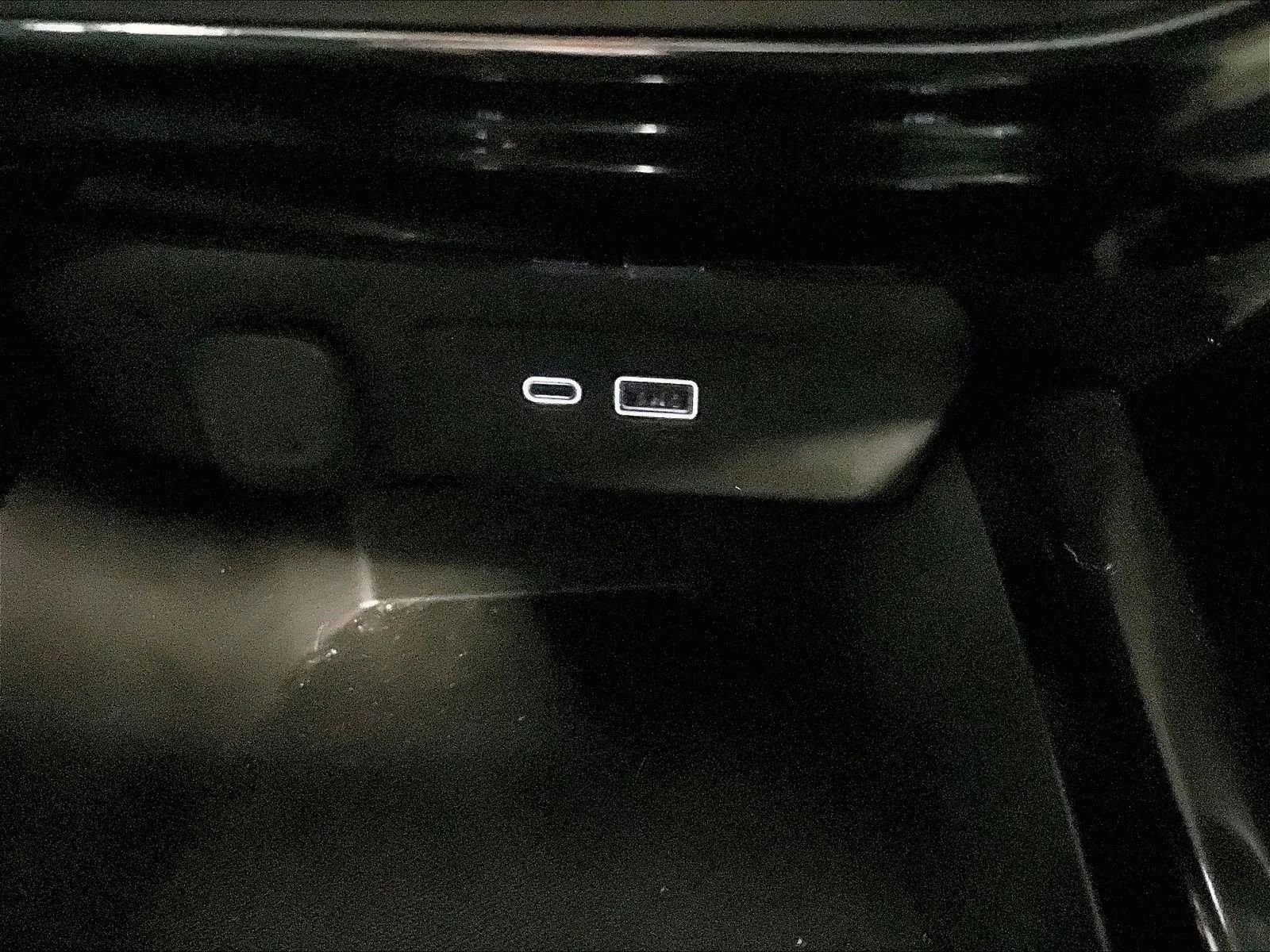 Used 2024 Chevrolet Trax LT w/ Driver Confidence Package image 31