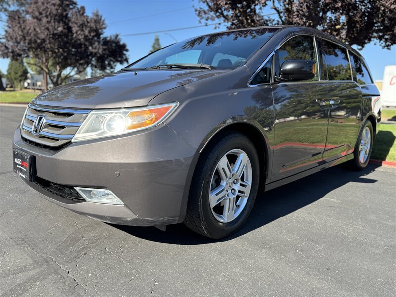 Used 2012 Honda Odyssey Touring Elite image 7