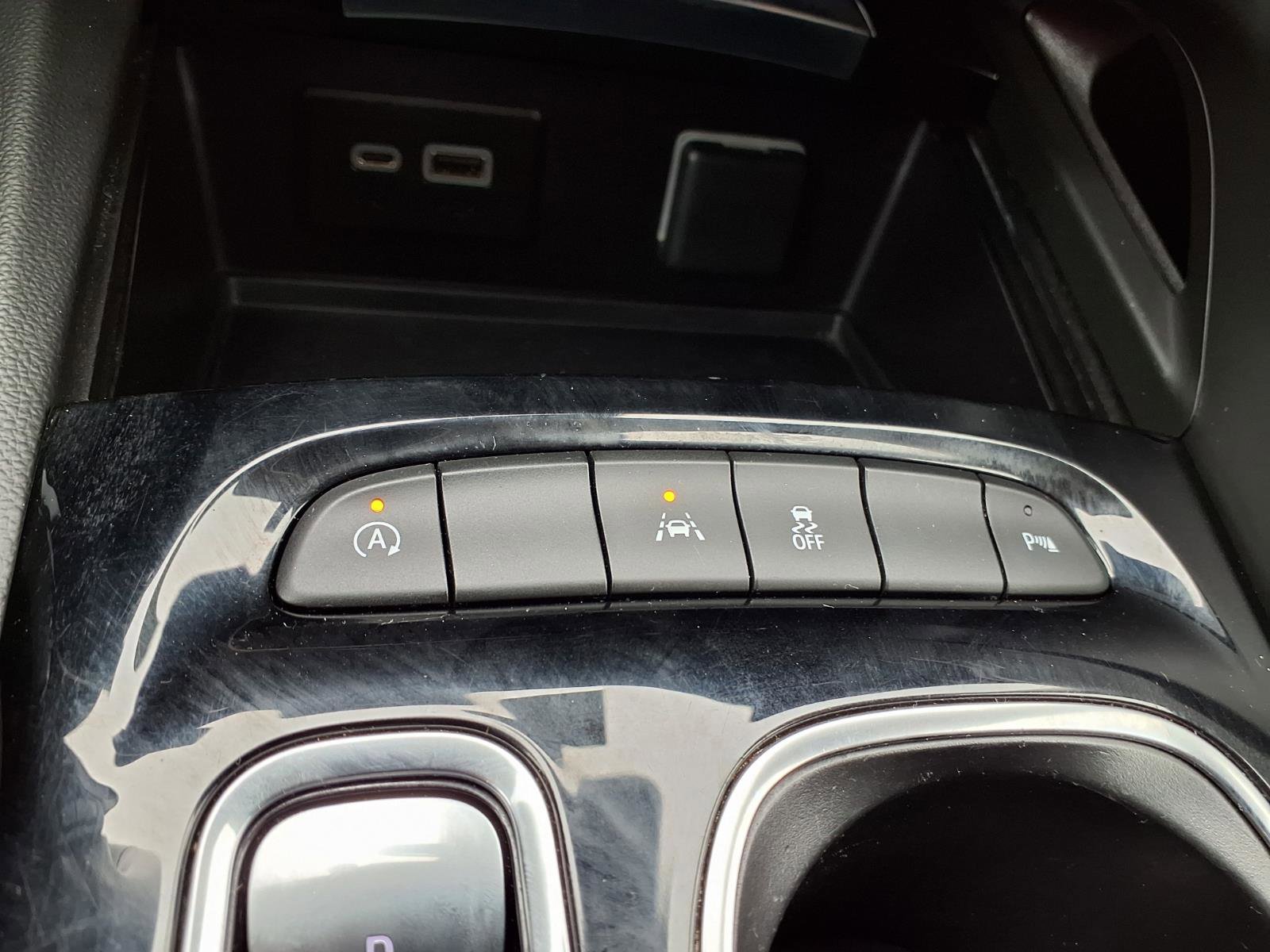 Used 2023 Buick Envision Essence FWD image 11