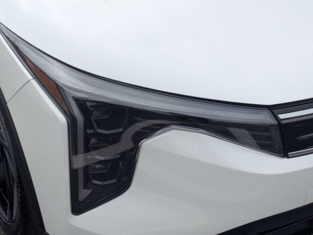 Used 2025 Kia K4 EX FWD image 9