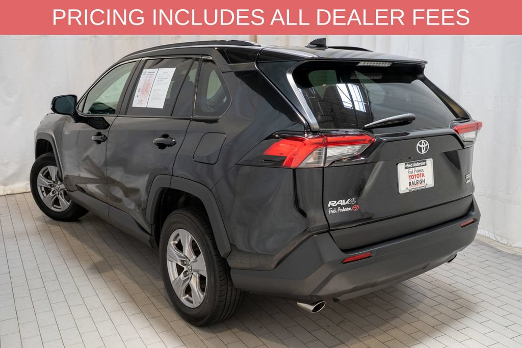 Used 2025 Toyota RAV4 XLE AWD/4WD image 3