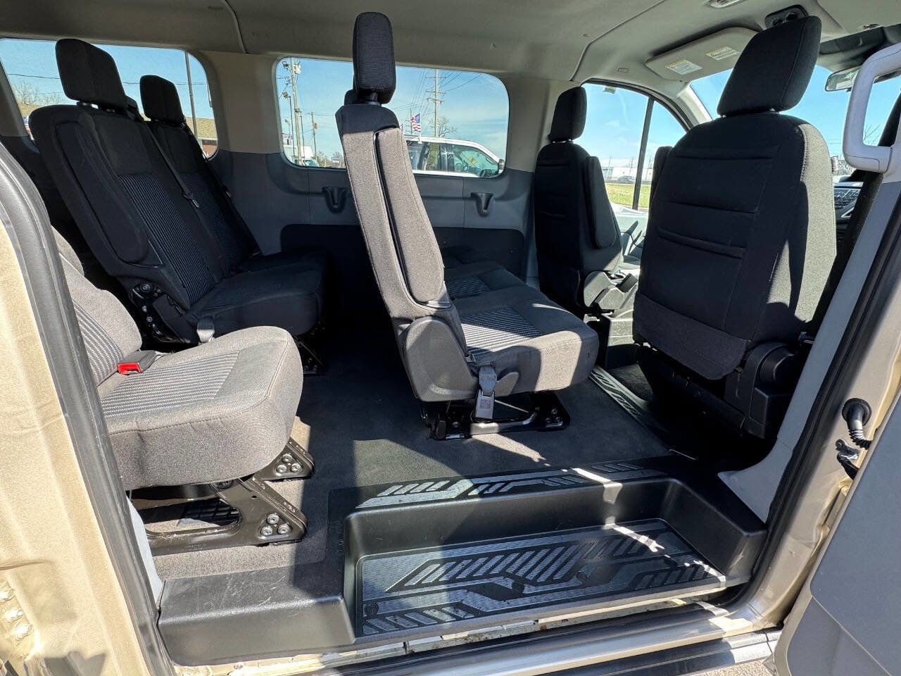 Used 2019 Ford Transit 350 XLT image 16