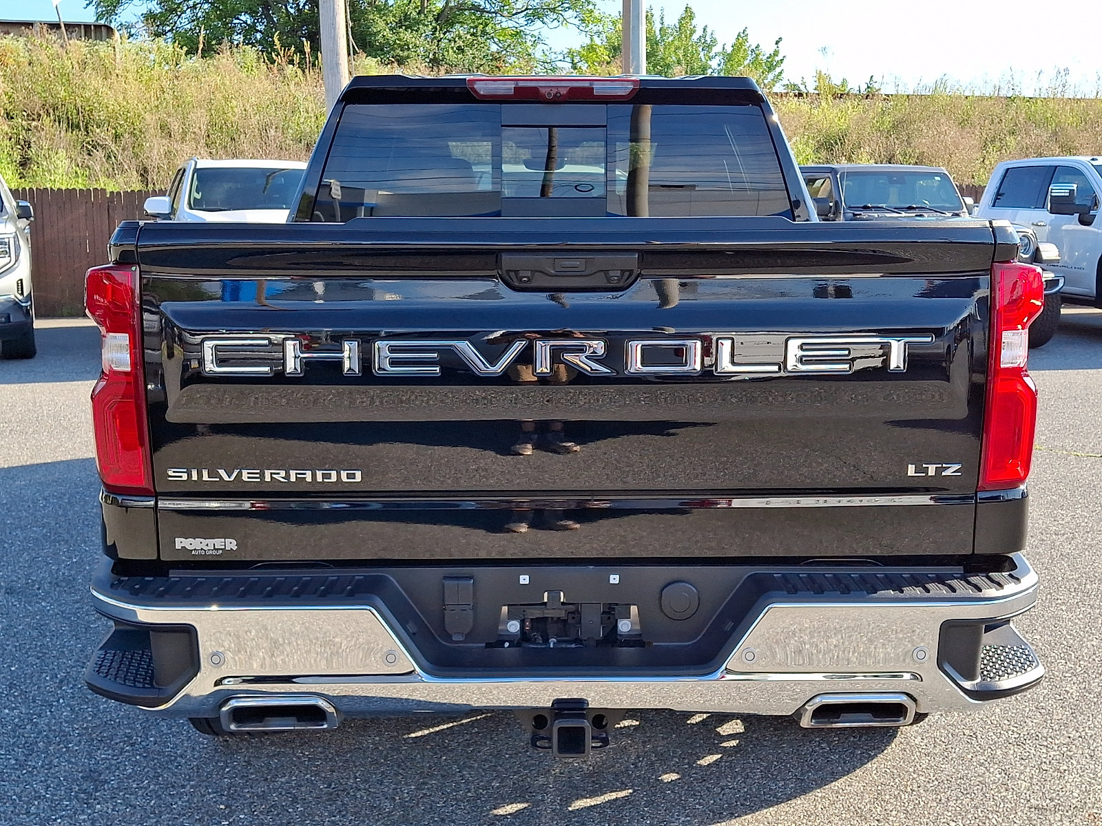 Certified 2025 Chevrolet Silverado 1500 LTZ w/ Technology Package AWD/4WD image 5