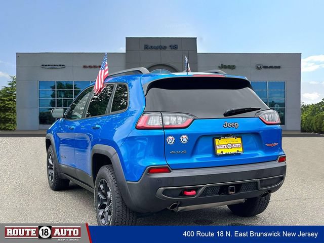 Used 2020 Jeep Cherokee Trailhawk w/ Cold Weather Group AWD/4WD image 3