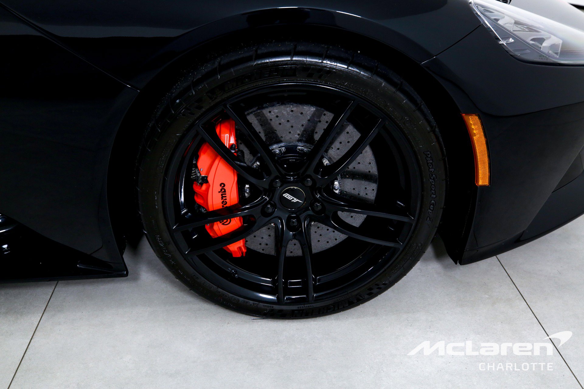 Used 2019 Ford GT RWD image 26