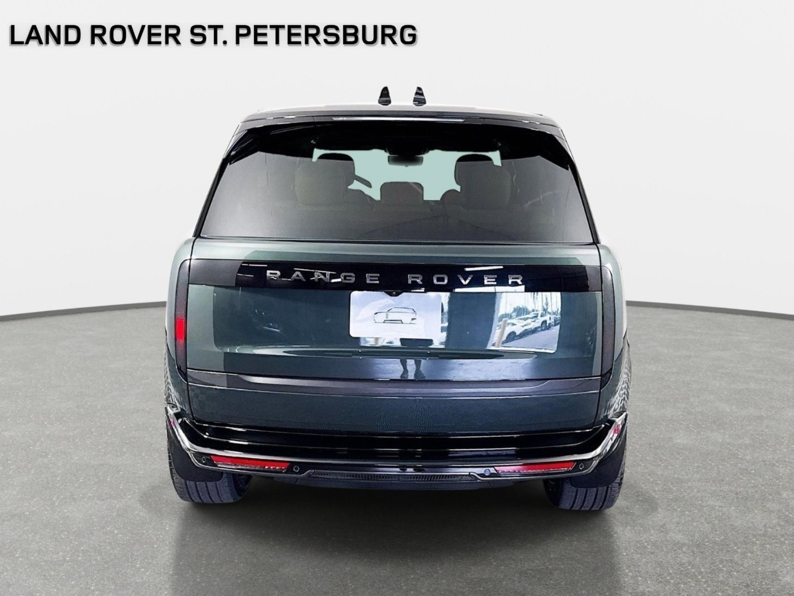 New 2026 Land Rover Range Rover Long Wheelbase SE AWD/4WD image 6