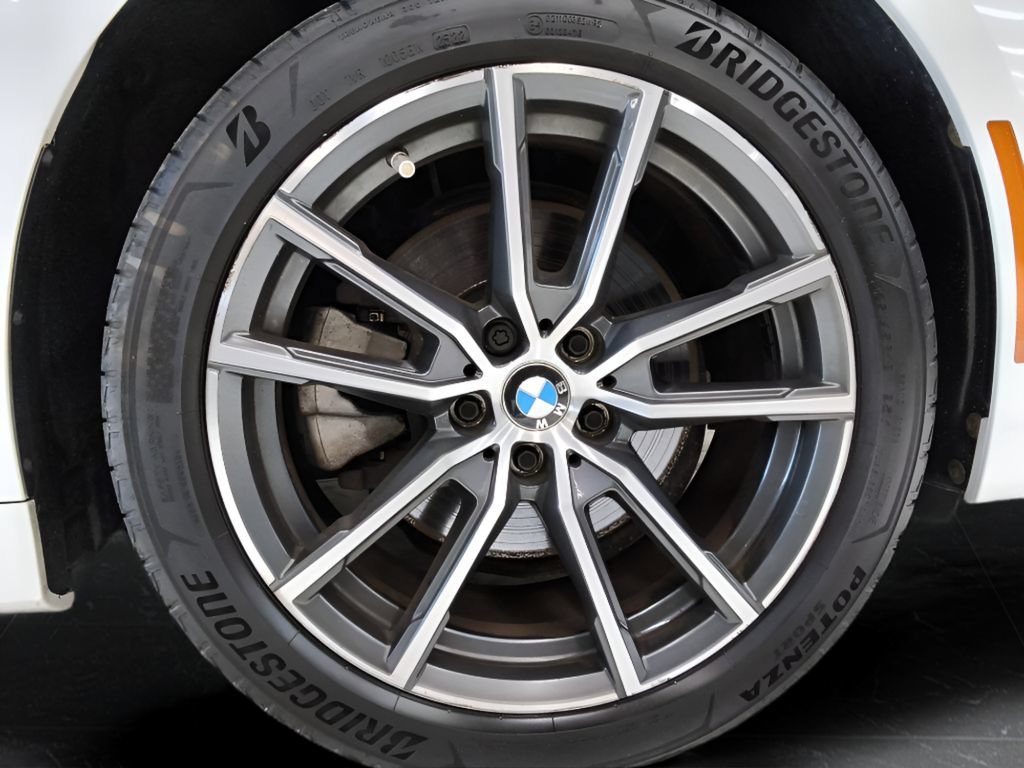 Used 2021 BMW 330e xDrive w/ Premium Package AWD/4WD image 11