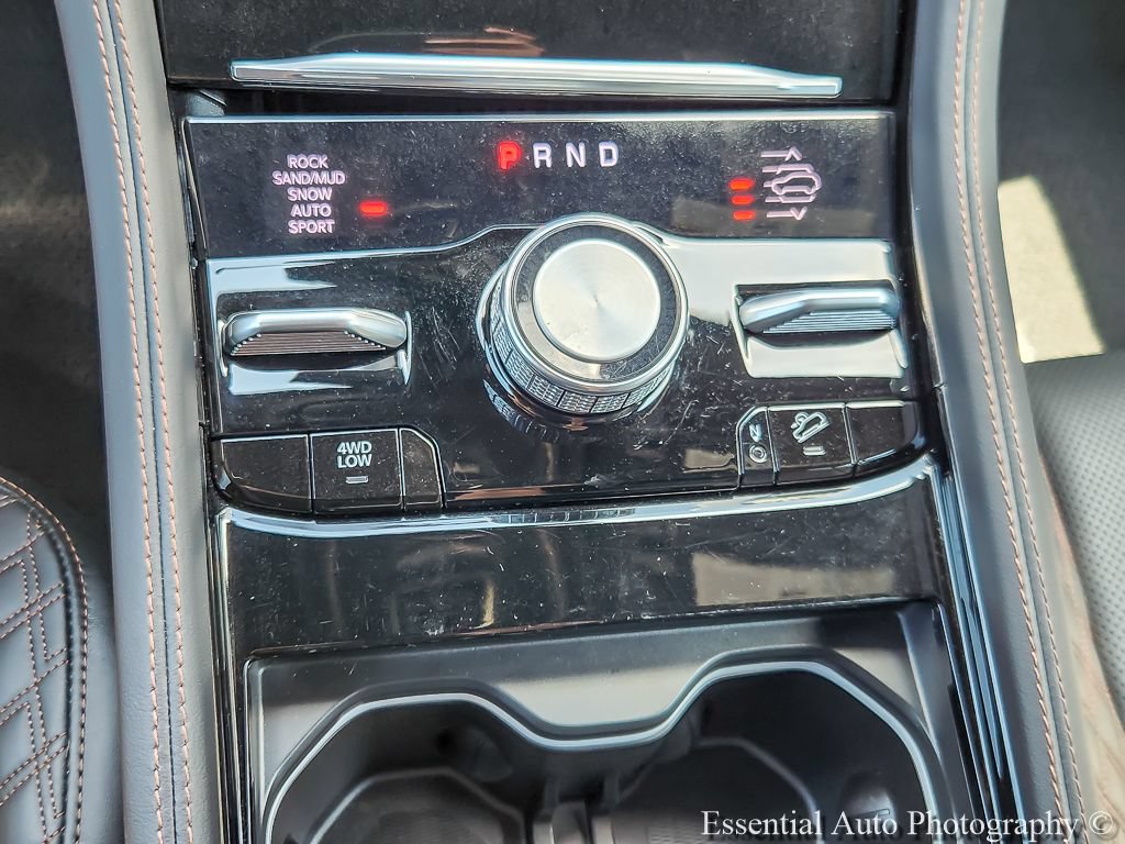 Used 2026 Jeep Grand Cherokee L Summit w/ Advanced Protech Group IV AWD/4WD image 17