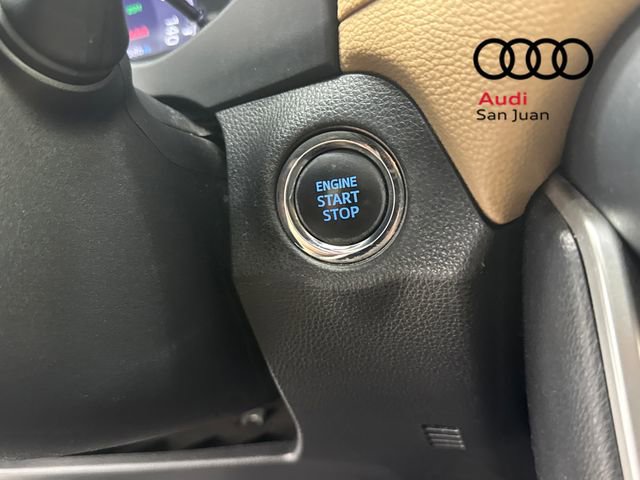 Used 2020 Toyota RAV4 Limited FWD image 35