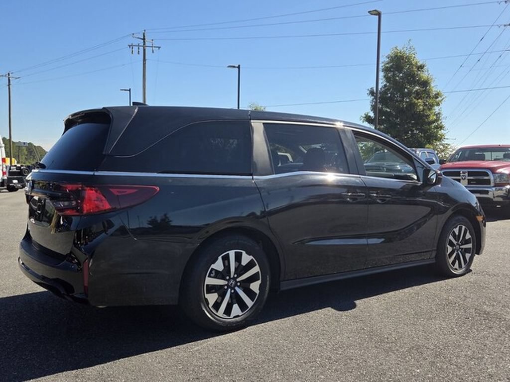 Used 2025 Honda Odyssey EX-L image 12