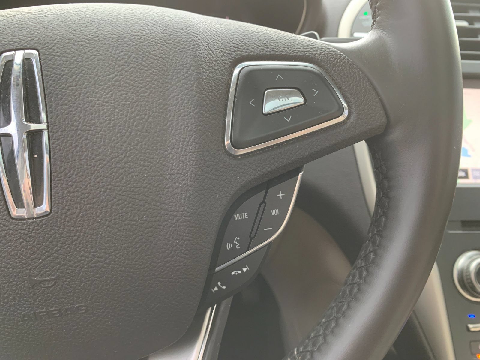 Used 2018 Lincoln MKC Reserve w/ Lincoln MKC Climate Package FWD image 30