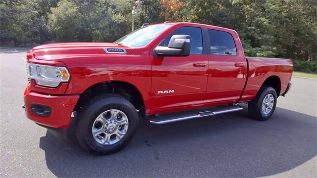 Used 2024 RAM 2500 Big Horn w/ Sport Appearance Package image 4