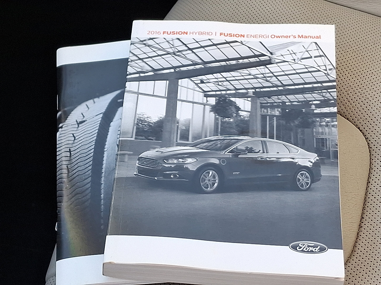 Used 2015 Ford Fusion Titanium image 27