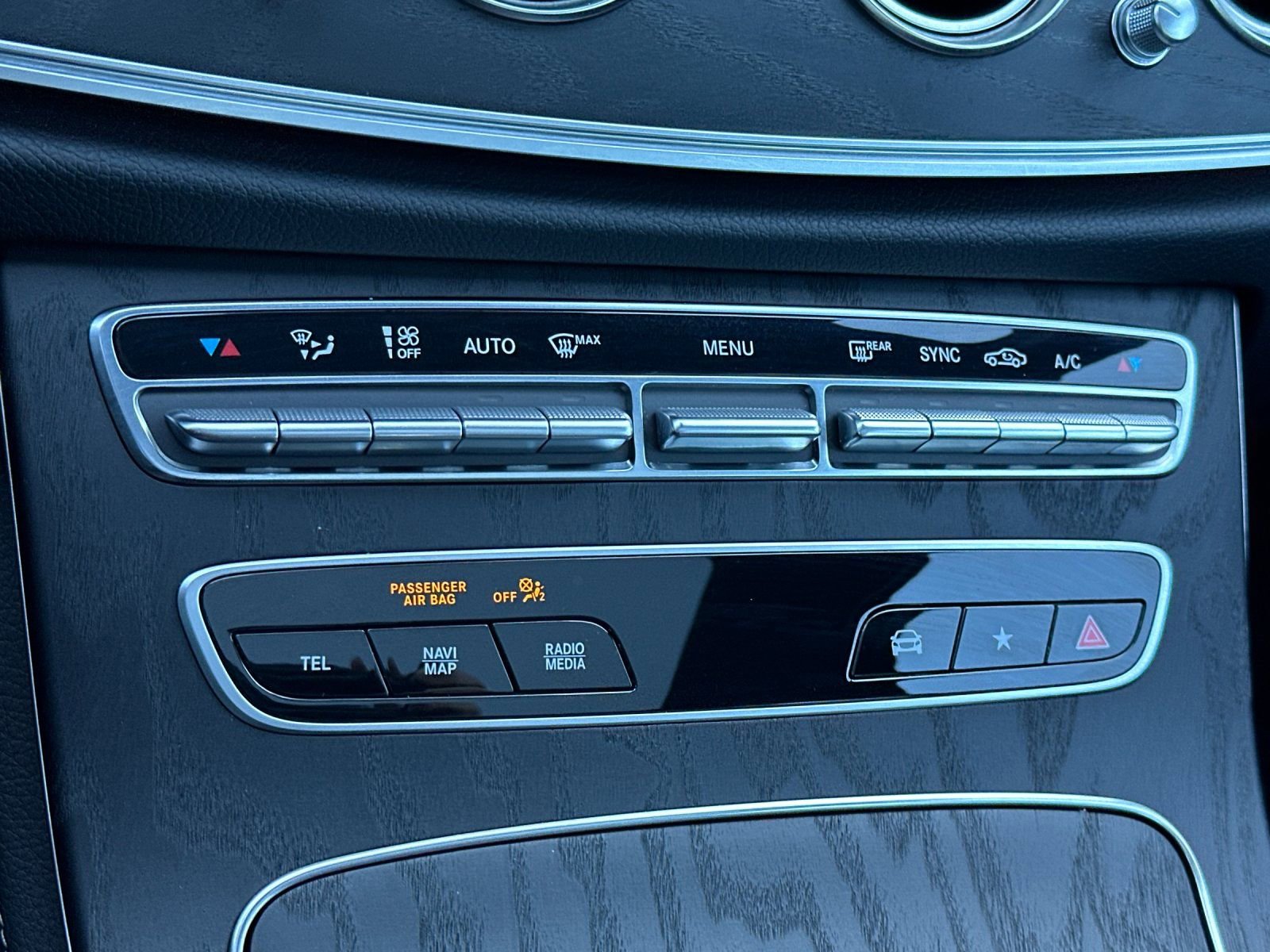 Used 2023 Mercedes-Benz E 450 4MATIC Sedan image 23