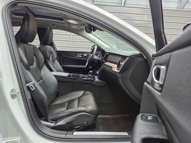Used 2025 Volvo S60 T8 Plus w/ Climate Package AWD/4WD image 14