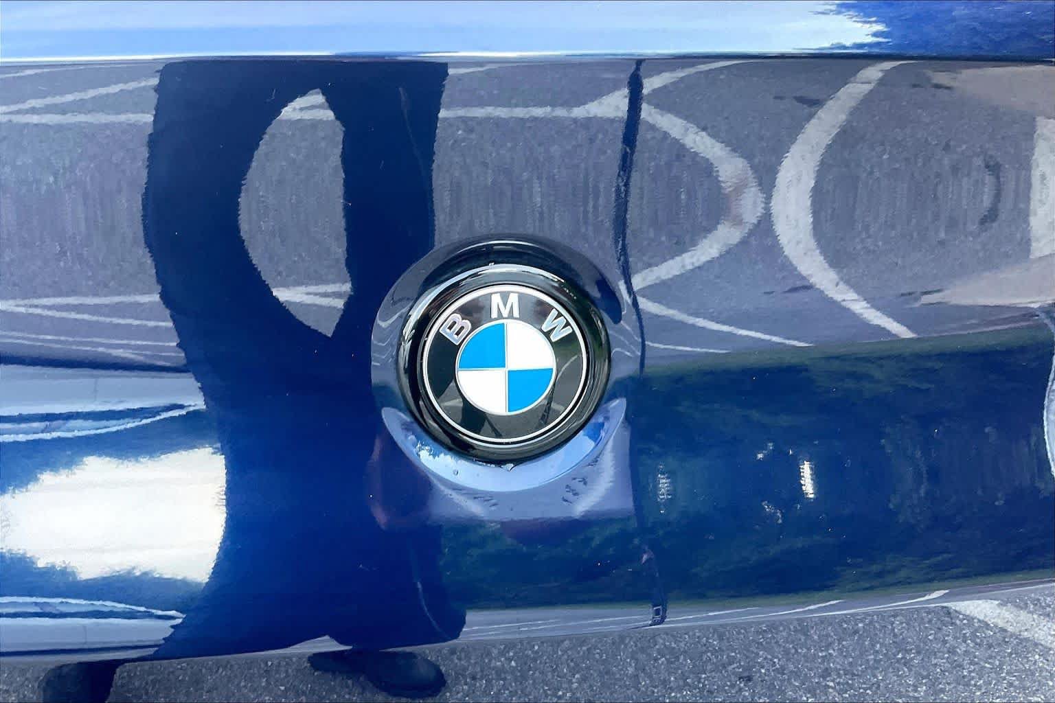 Used 2022 BMW X4 M40i AWD/4WD image 32