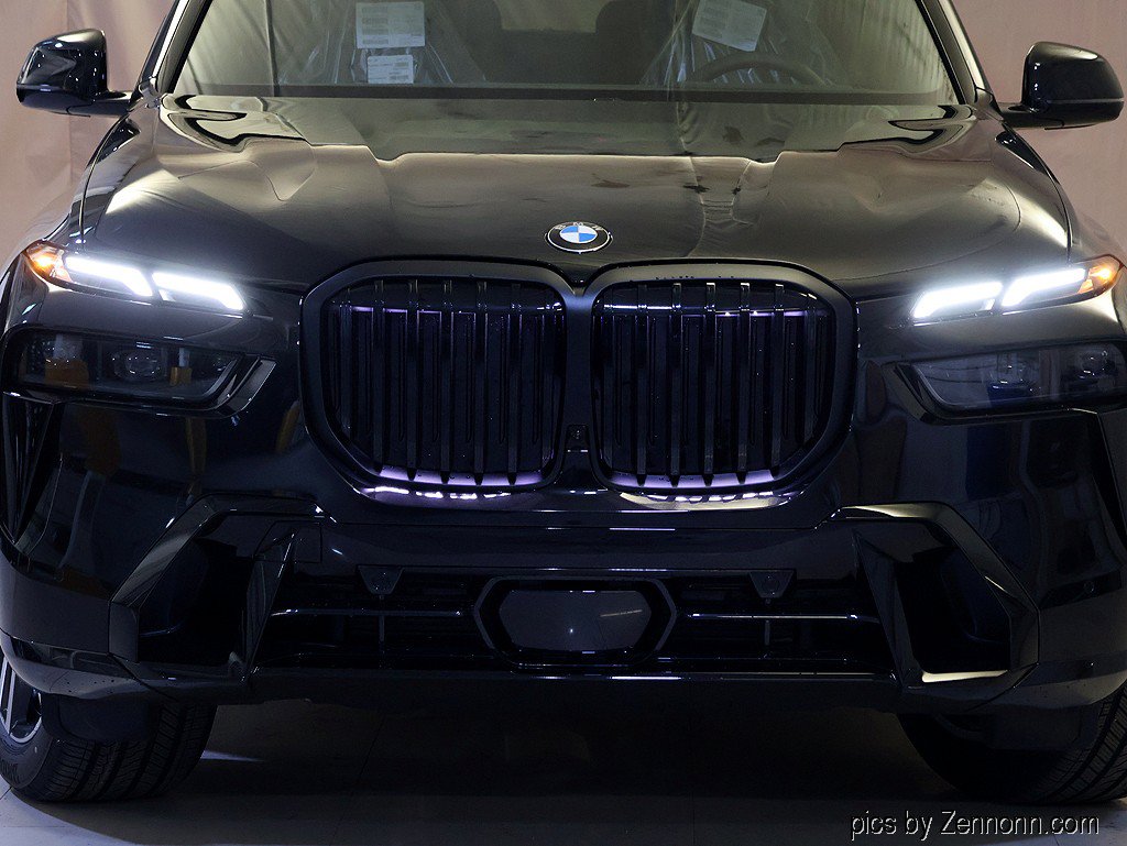 Used 2027 BMW X7 xDrive40i w/ M Sport Package AWD/4WD image 6