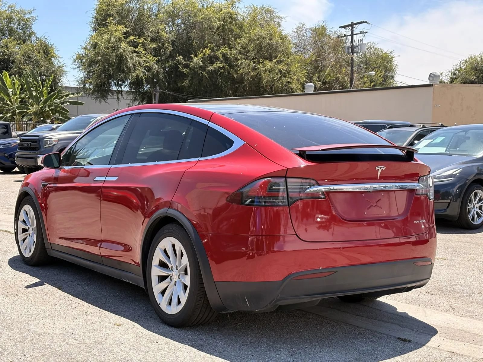 Used 2021 Tesla Model X Long Range AWD/4WD image 2