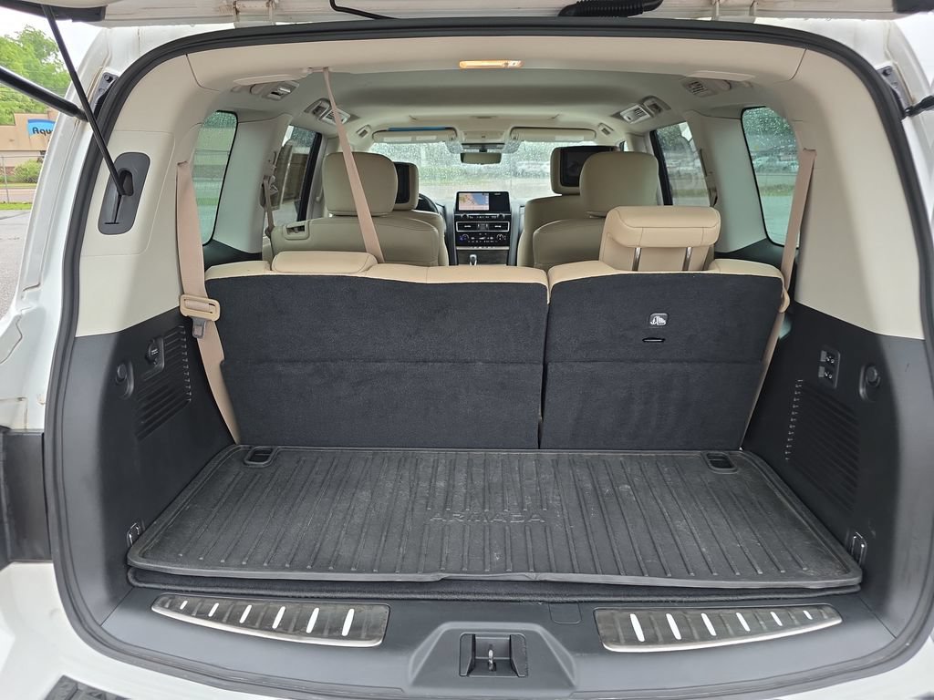Used 2023 Nissan Armada Platinum w/ Captain's Chairs Package AWD/4WD image 38