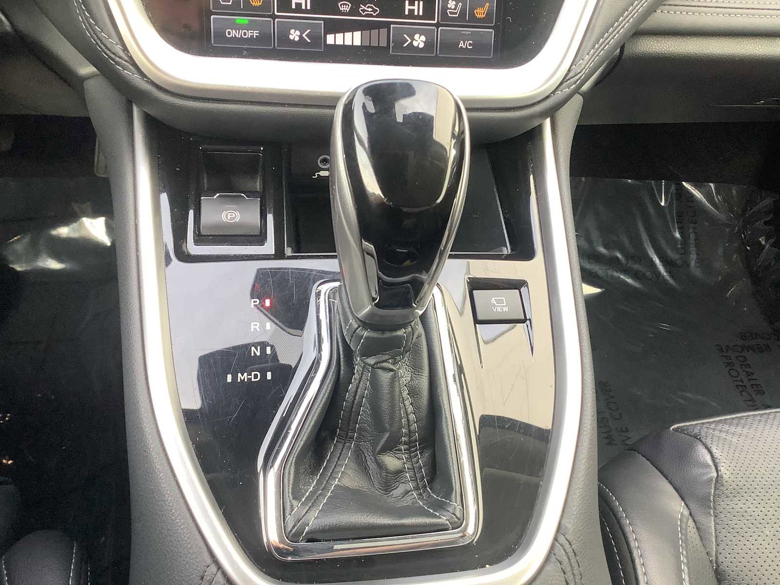 Used 2023 Subaru Outback Touring image 18