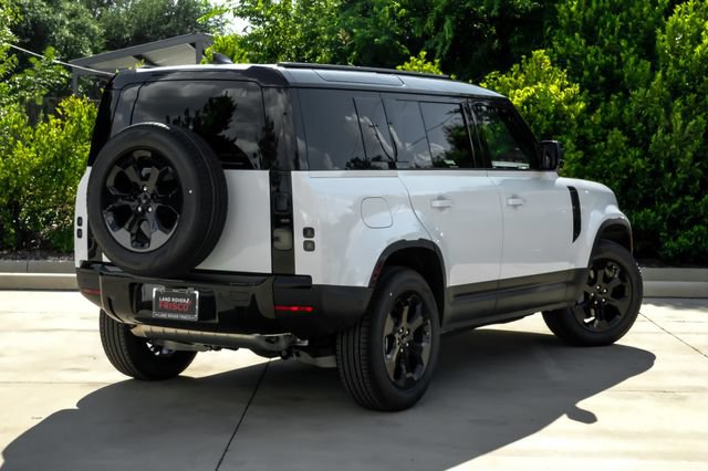 New 2026 Land Rover Defender 110 S AWD/4WD image 10