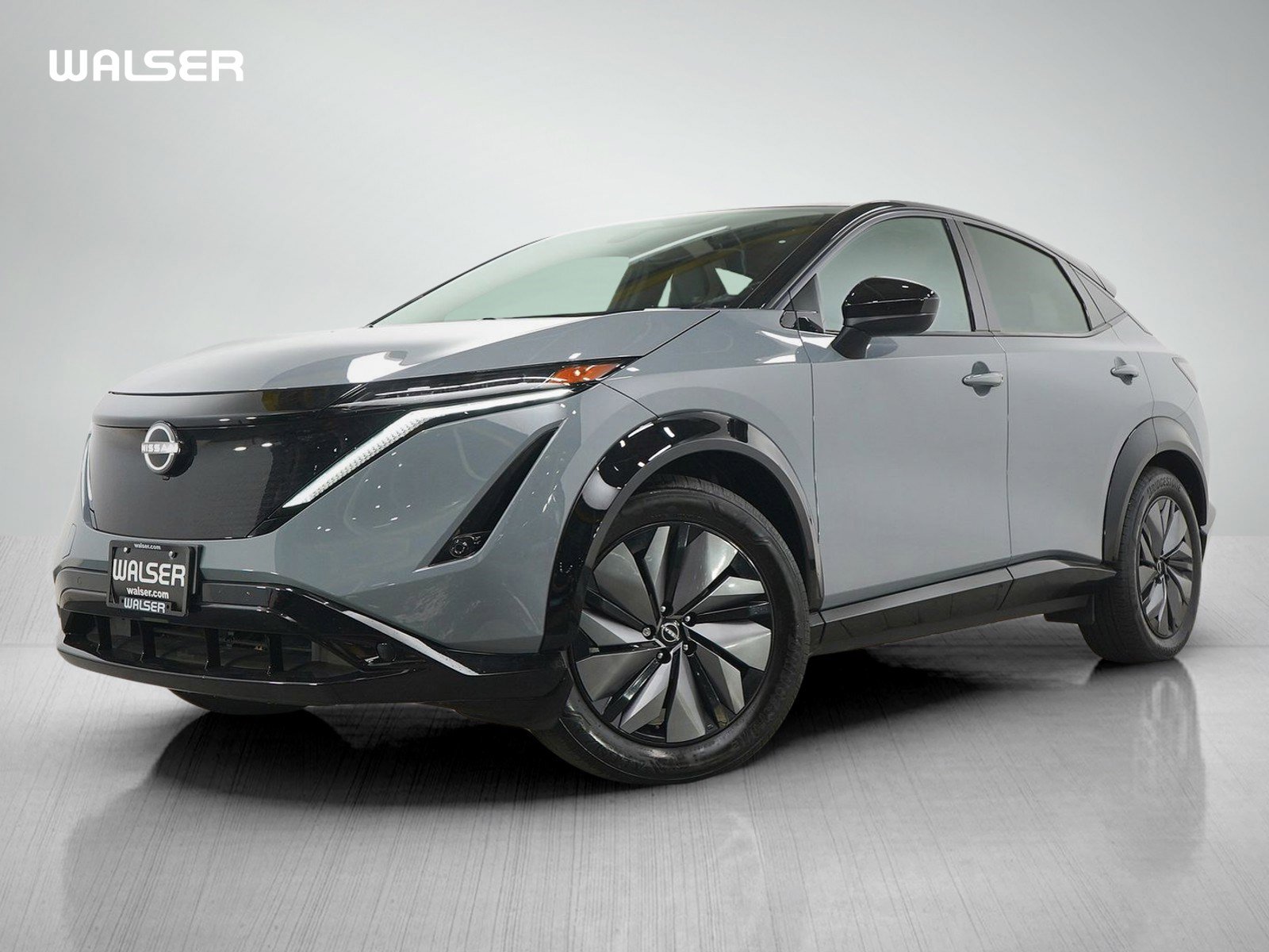 Used 2025 Nissan Ariya AWD image 1