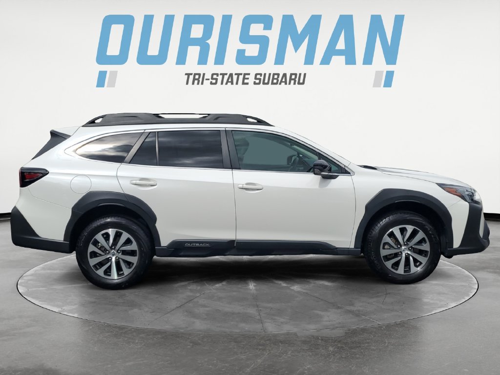 Certified 2025 Subaru Outback Premium AWD/4WD image 7
