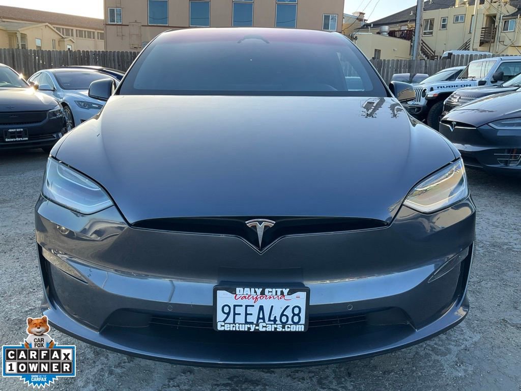 Used 2023 Tesla Model X image 2