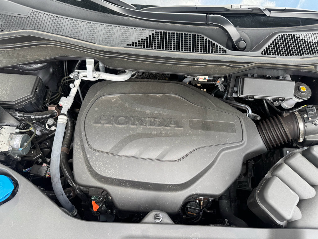 Certified 2025 Honda Ridgeline RTL+ image 30