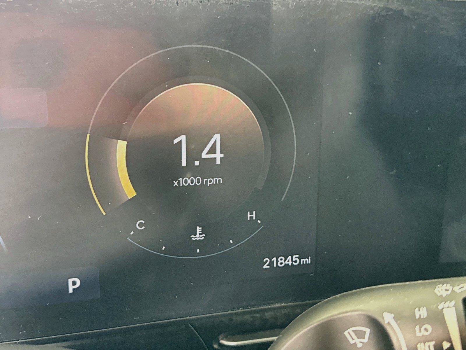 Used 2025 Hyundai Kona SEL AWD/4WD image 15