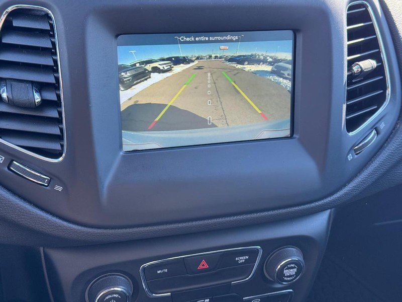 Used 2021 Jeep Compass Latitude w/ Convenience Group image 24