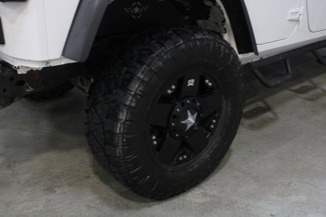 Used 2016 Jeep Wrangler Unlimited Sport image 23