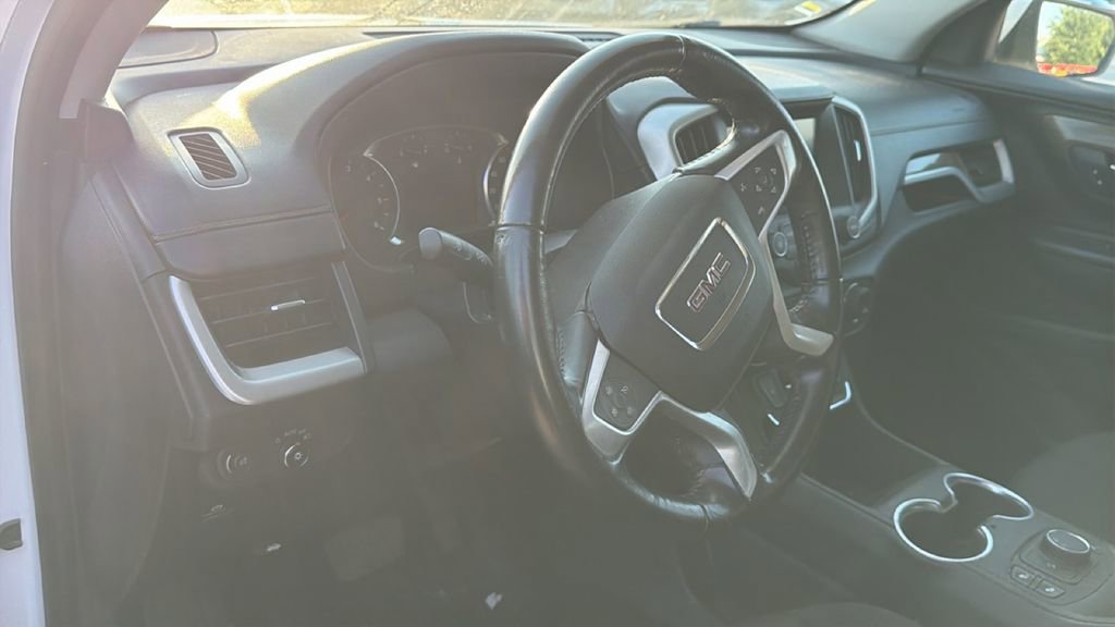 Used 2018 GMC Terrain SLE w/ Infotainment Package I FWD image 9