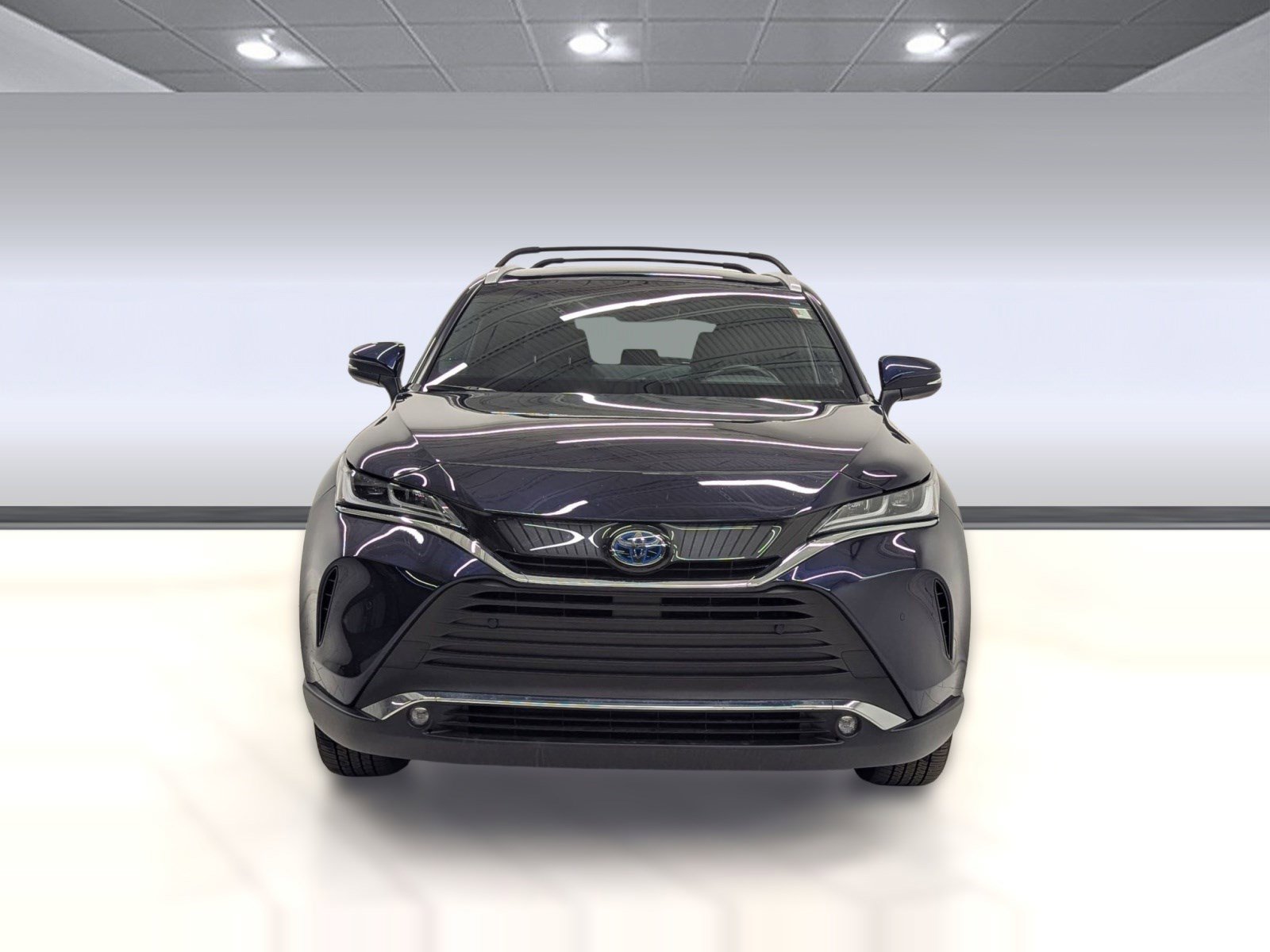 Used 2024 Toyota Venza XLE image 5