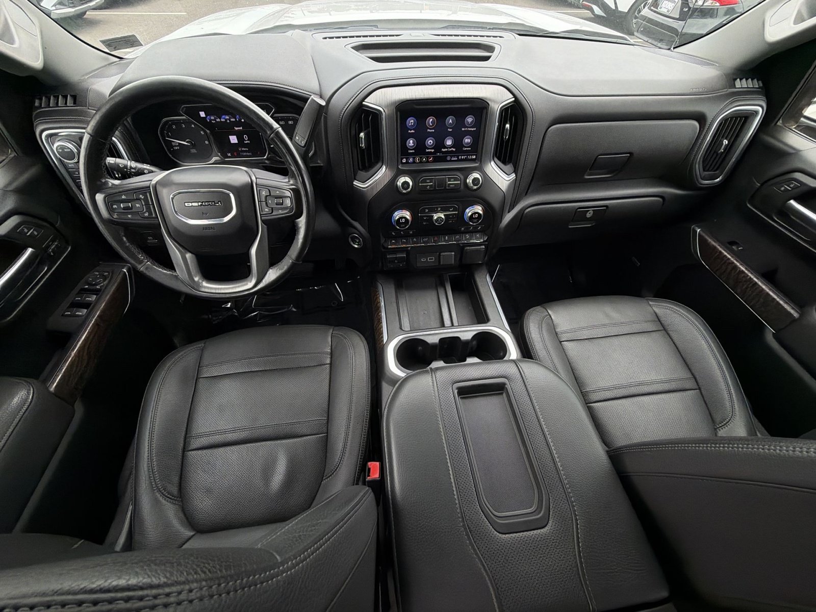 Used 2020 GMC Sierra 1500 Denali w/ Denali Ultimate Package AWD/4WD image 23