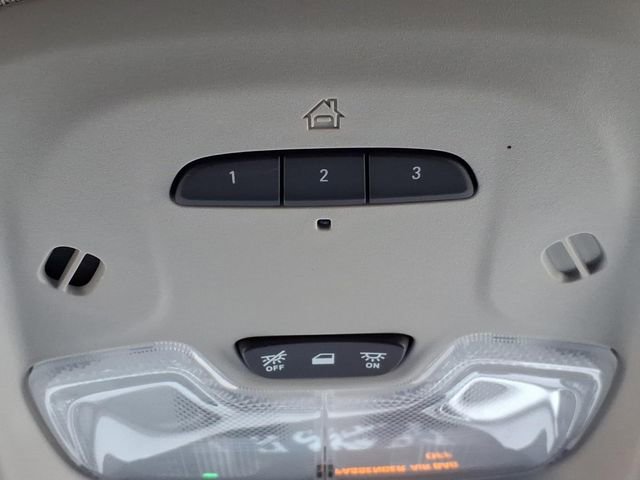 Used 2021 Buick Encore GX Essence w/ Sport Touring Package image 33