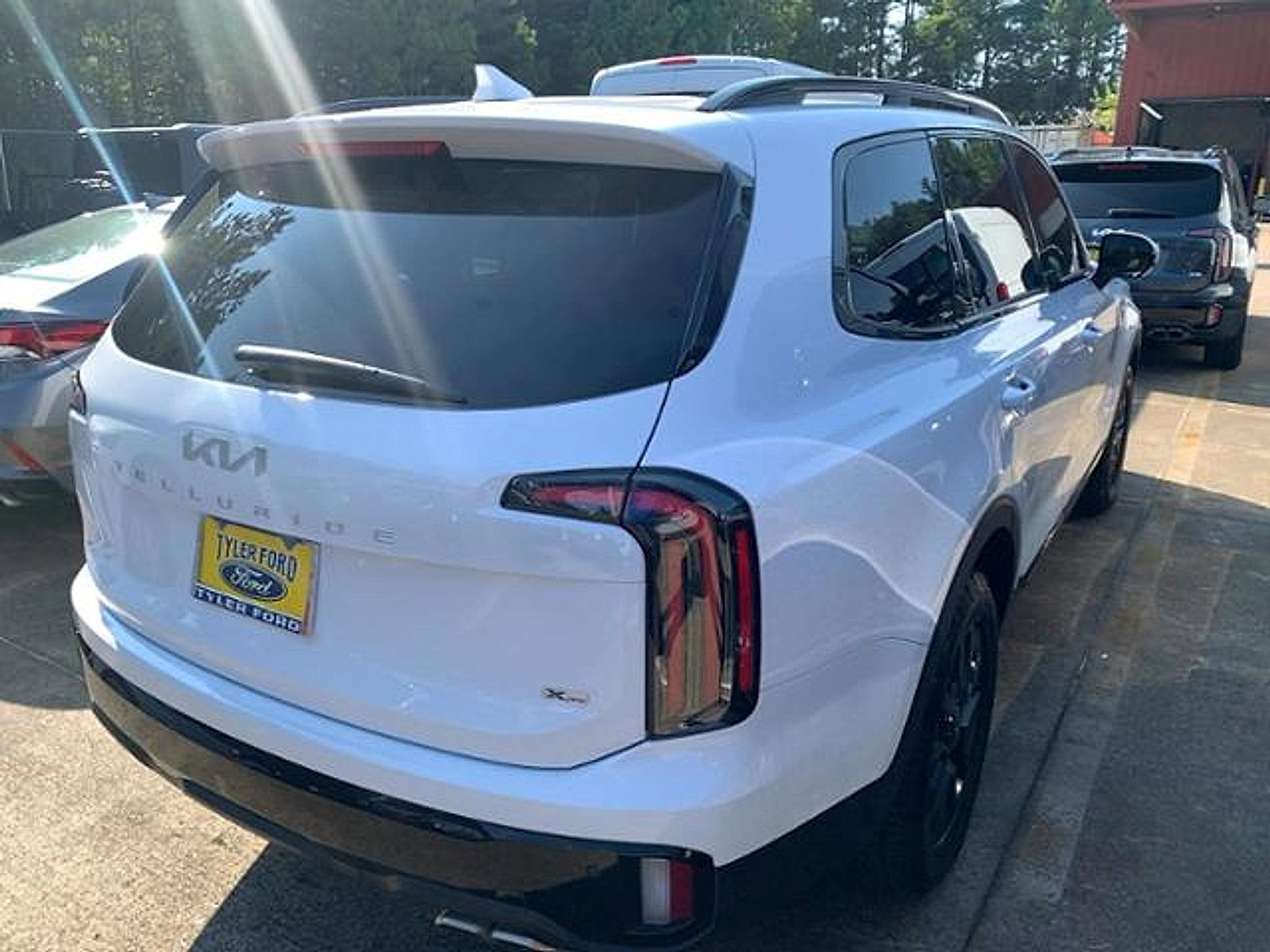 Used 2024 Kia Telluride SX X-Pro image 4