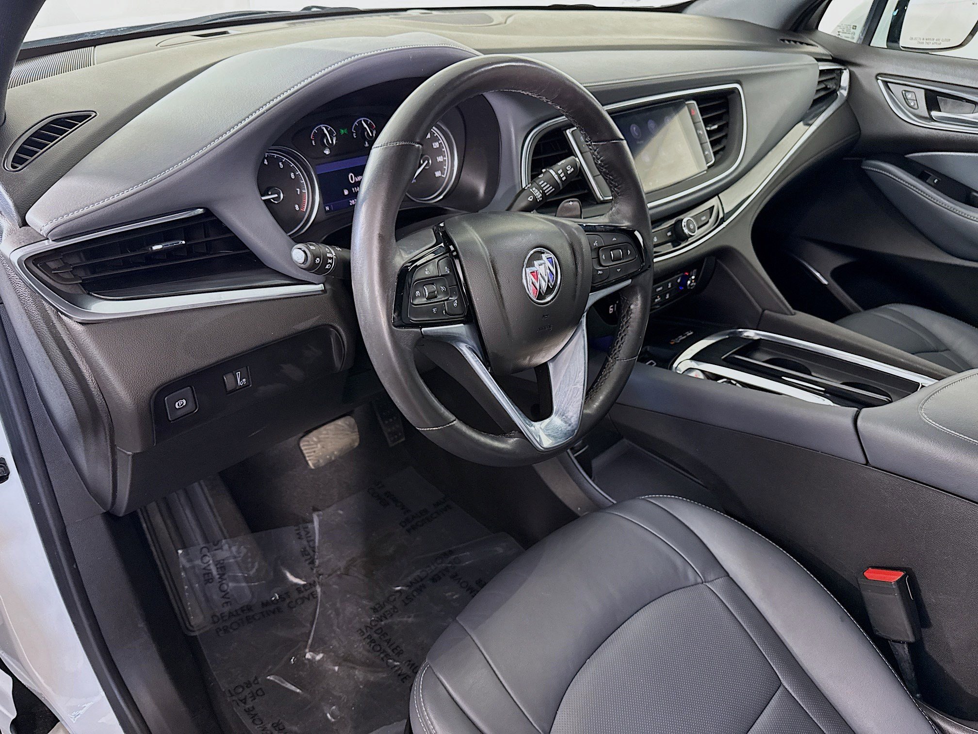 Used 2023 Buick Enclave Essence image 23