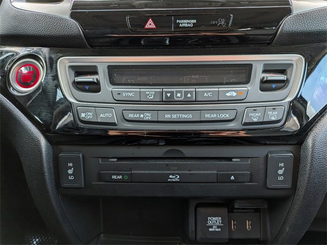 Used 2018 Honda Pilot Touring image 23