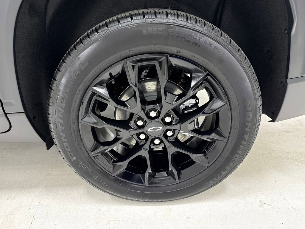 New 2026 Chevrolet Traverse LT w/ Midnight/Sport Edition image 7