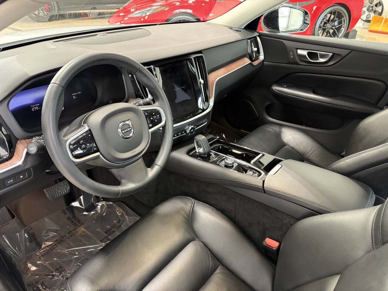 Used 2023 Volvo S60 T8 Plus image 8