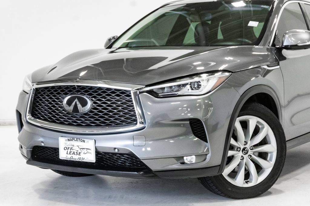Used 2019 INFINITI QX50 Essential w/ Premium Audio Package AWD/4WD image 2