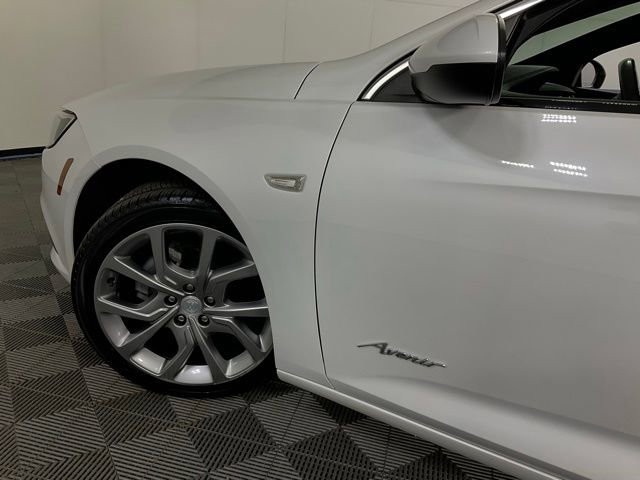 Used 2020 Buick Regal Avenir FWD image 35