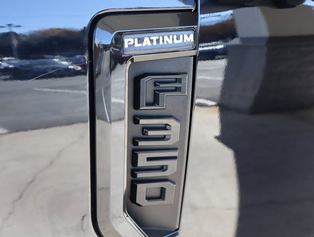 Used 2017 Ford F350 Platinum w/ Platinum Ultimate Package image 61
