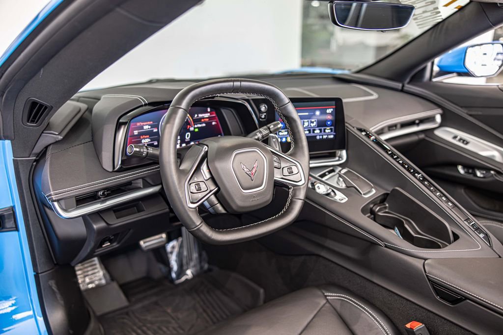 Used 2021 Chevrolet Corvette Stingray Convertible w/ 1LT image 20